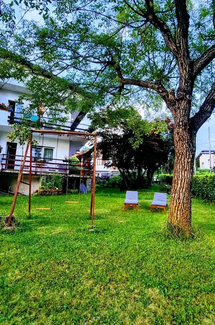 Gemuetliche Ferienwohnung In Agra 0*,