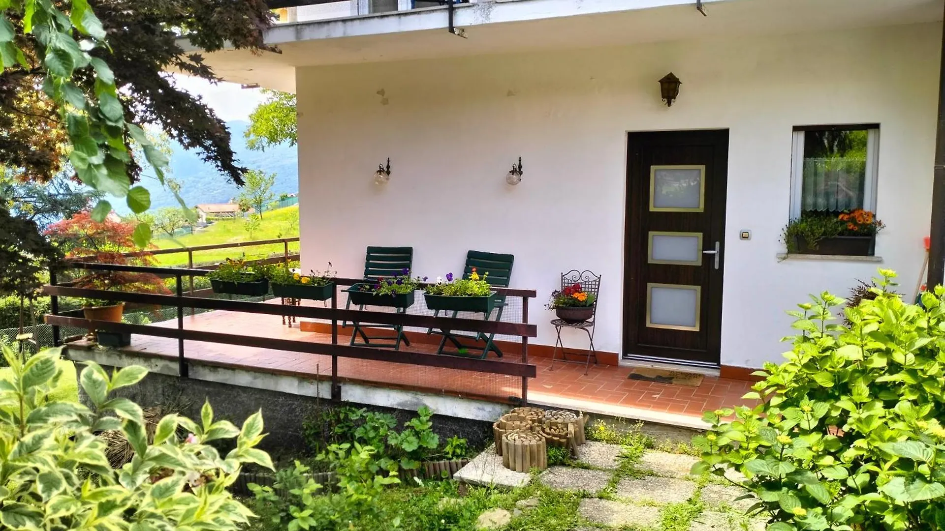 Gemuetliche Ferienwohnung In Agra Apartment